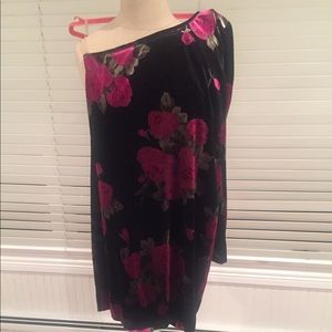 Forever 21 one shoulder body con